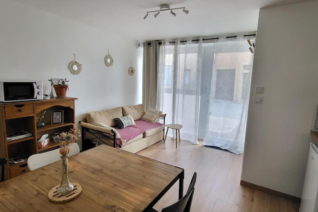 Appartement 2 Pieces Le Louveteau Arbois Exterior foto